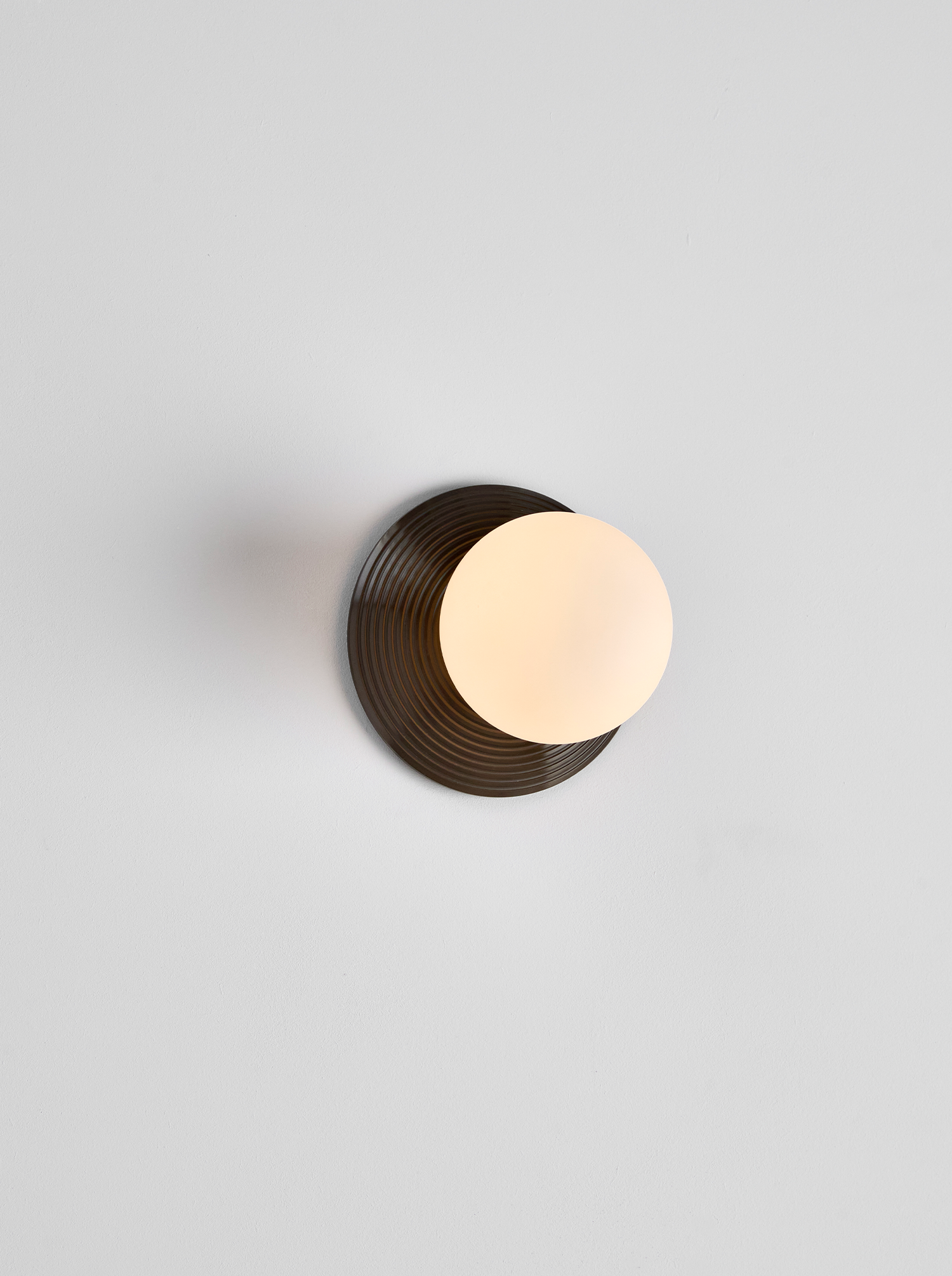 Orbit Wall Lamp - Brass