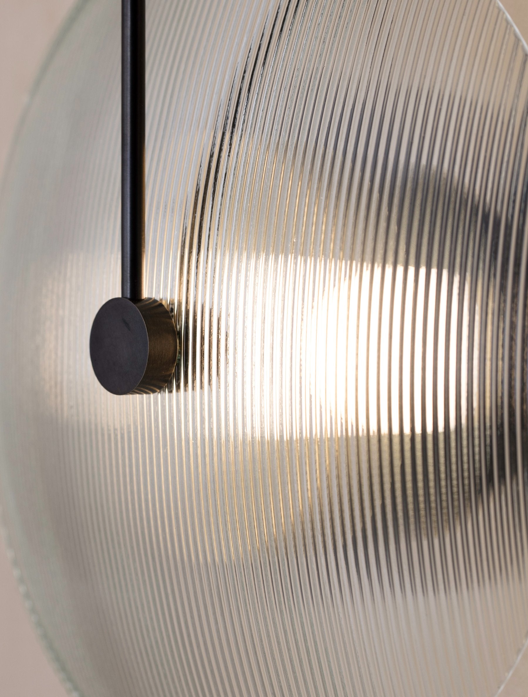 ADA Aperture - Case Glass Sconce 10"